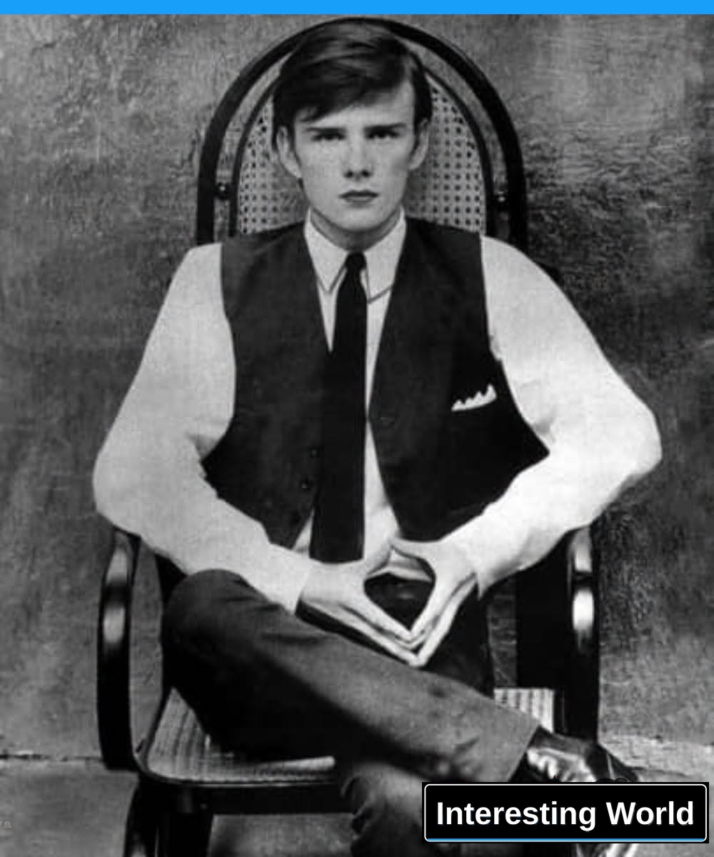 He died at only 21 years, a few months before the Beatles conquered the world.
